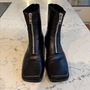 Like New L' Intervalle Square Toe Punk Mod Zippered Black Leather Ankle Boot